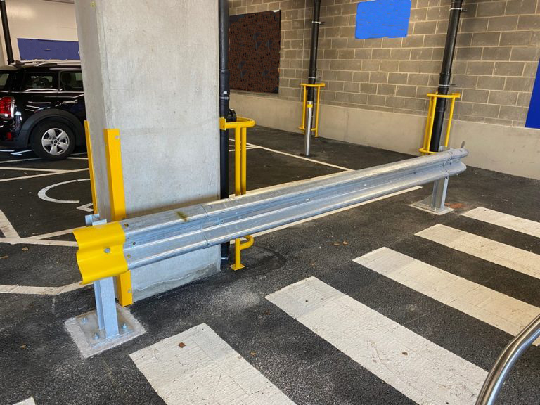 crash barriers for pedestrians